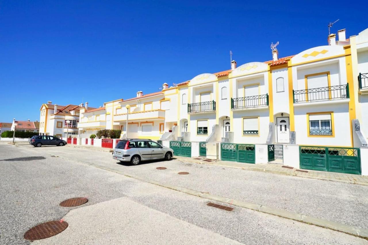 Baleal Happiness Surf House Villa Ferrel  Eksteriør bilde